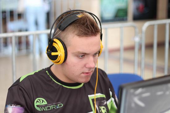 EPL S20 小组赛：更进一步！ MongolZ 2-0击败9z