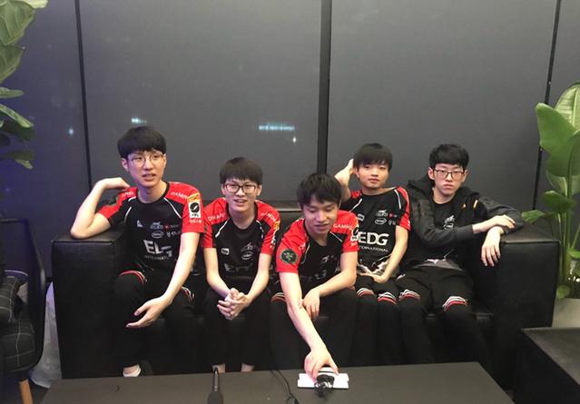 扎心了！LoL Esports官网嘲讽入围赛 官推发文道歉