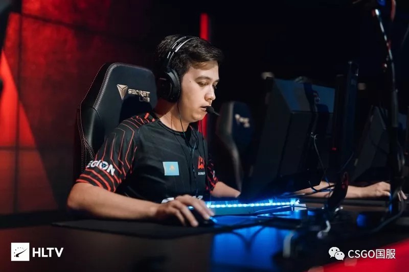 Legacy 在 StarLadder 布达佩斯 Major 2025 第一阶段首场比赛中败给了 FlyQuest