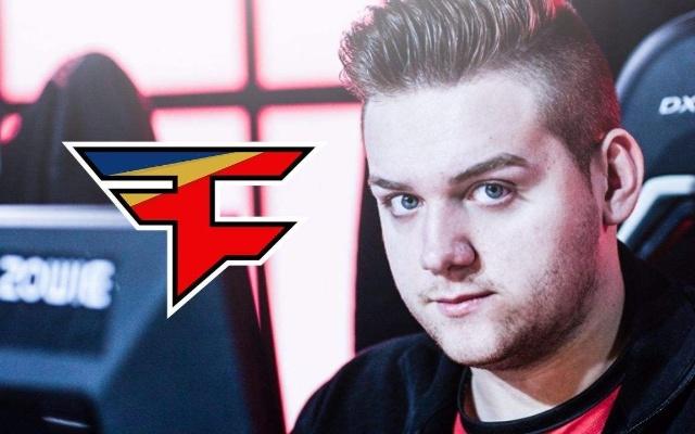 CSGO NaVi、FaZe锁定IEM科隆小组赛