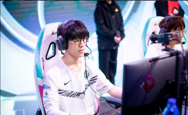 VCT CN发布BLG的新赛季阵容： whzy ／ knight ／ rushia ／ nephh ／ Levius